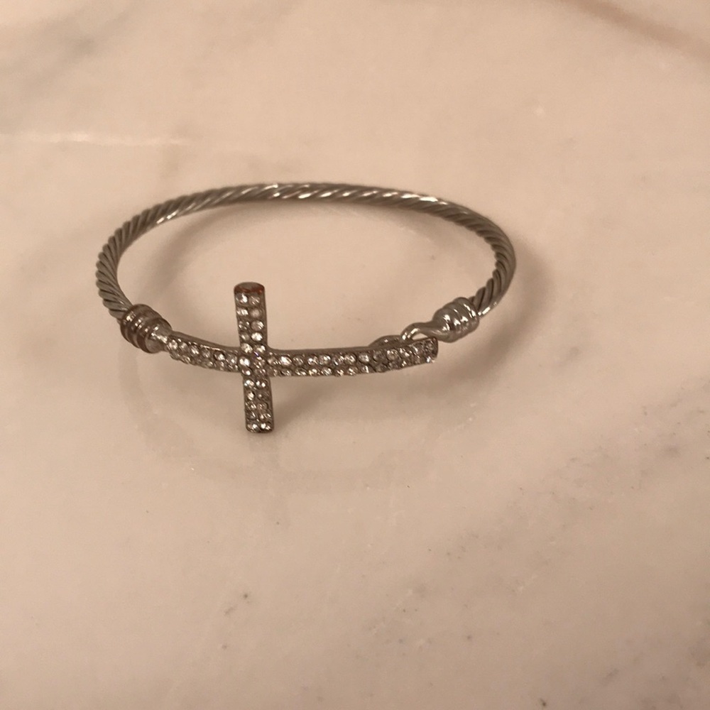Cross Bracelet